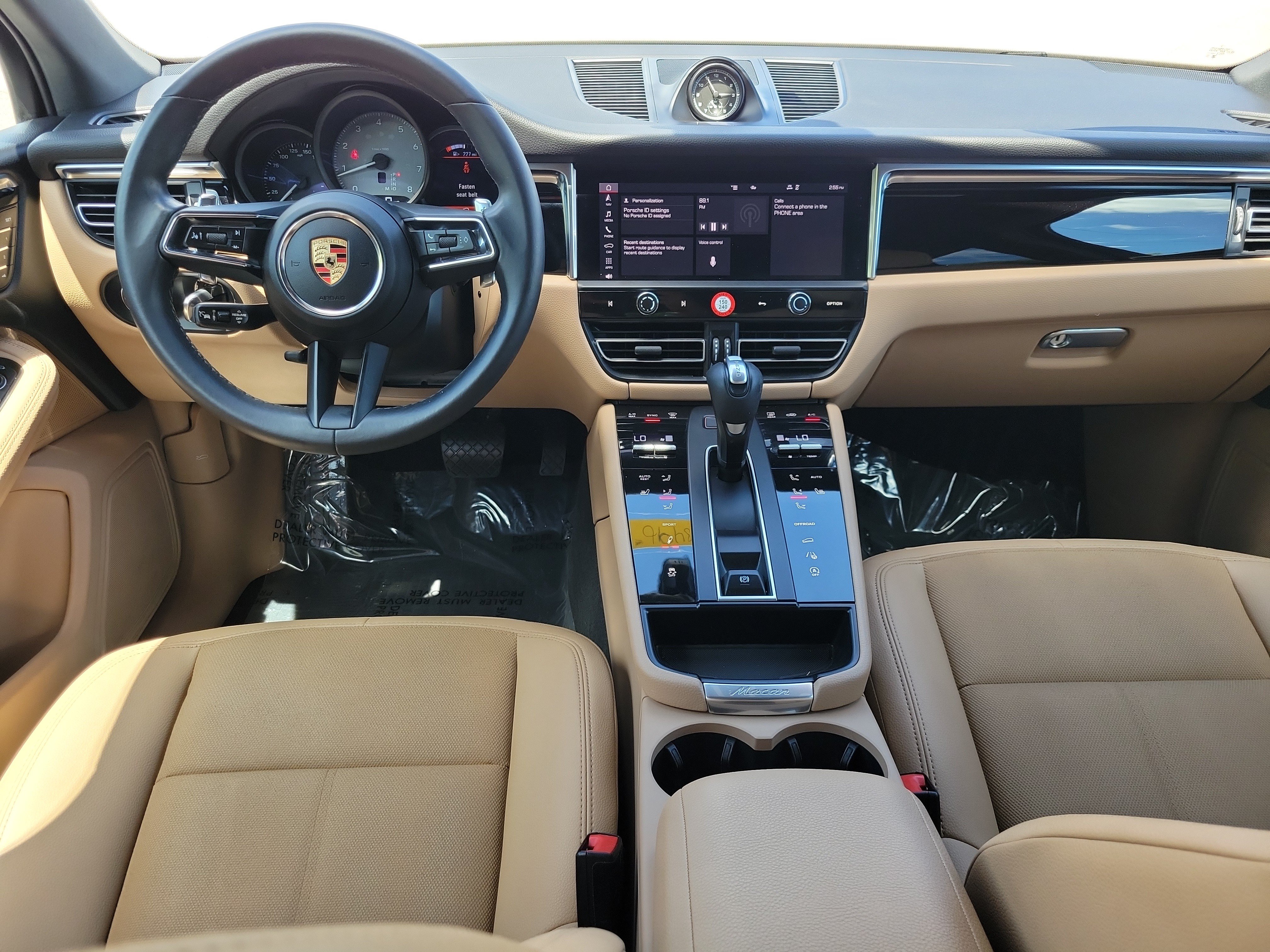 Certified 2024 Porsche Macan S AWD/4WD image 14