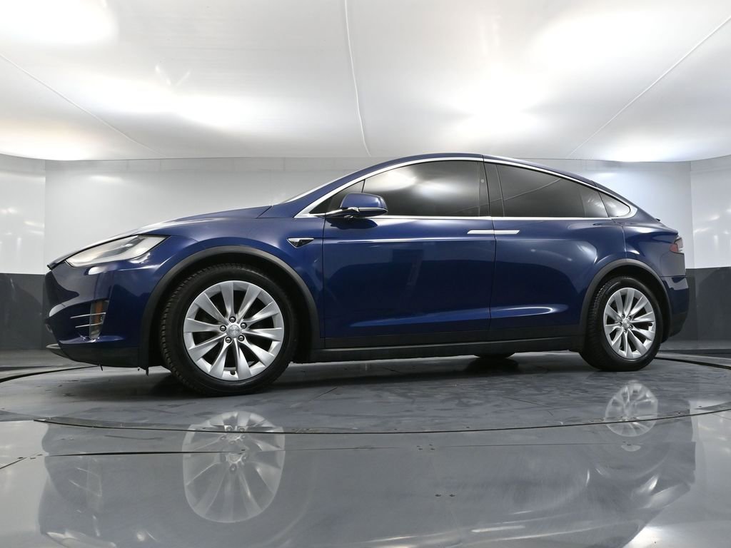 Used 2018 Tesla Model X 100D image 53