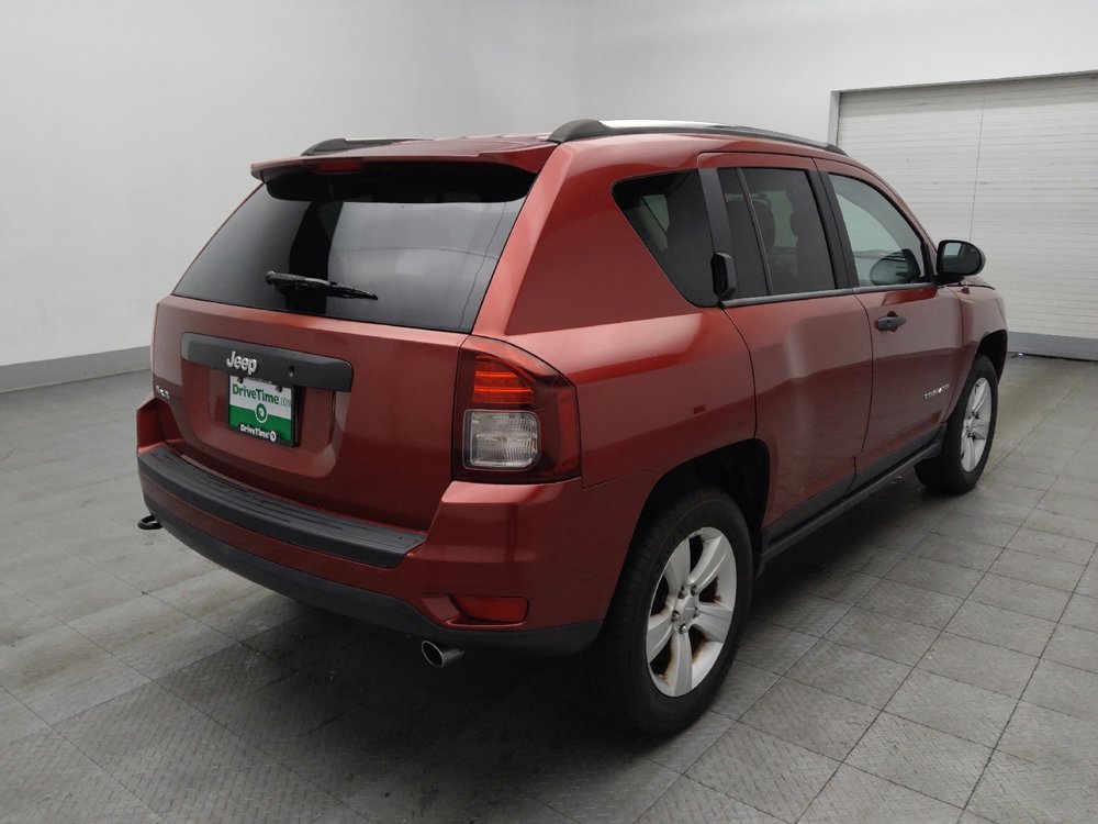 Used 2014 Jeep Compass Sport image 9
