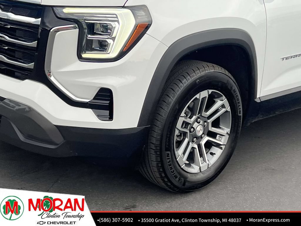 Certified 2026 GMC Terrain Elevation AWD/4WD image 9