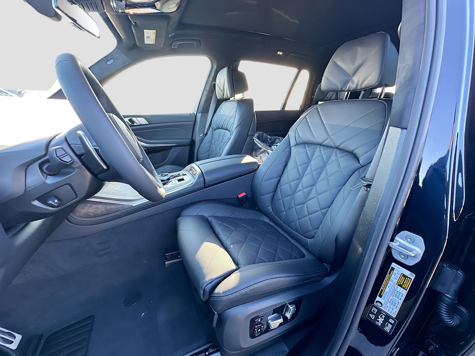 New 2026 BMW X7 xDrive40i w/ Executive Package image 15