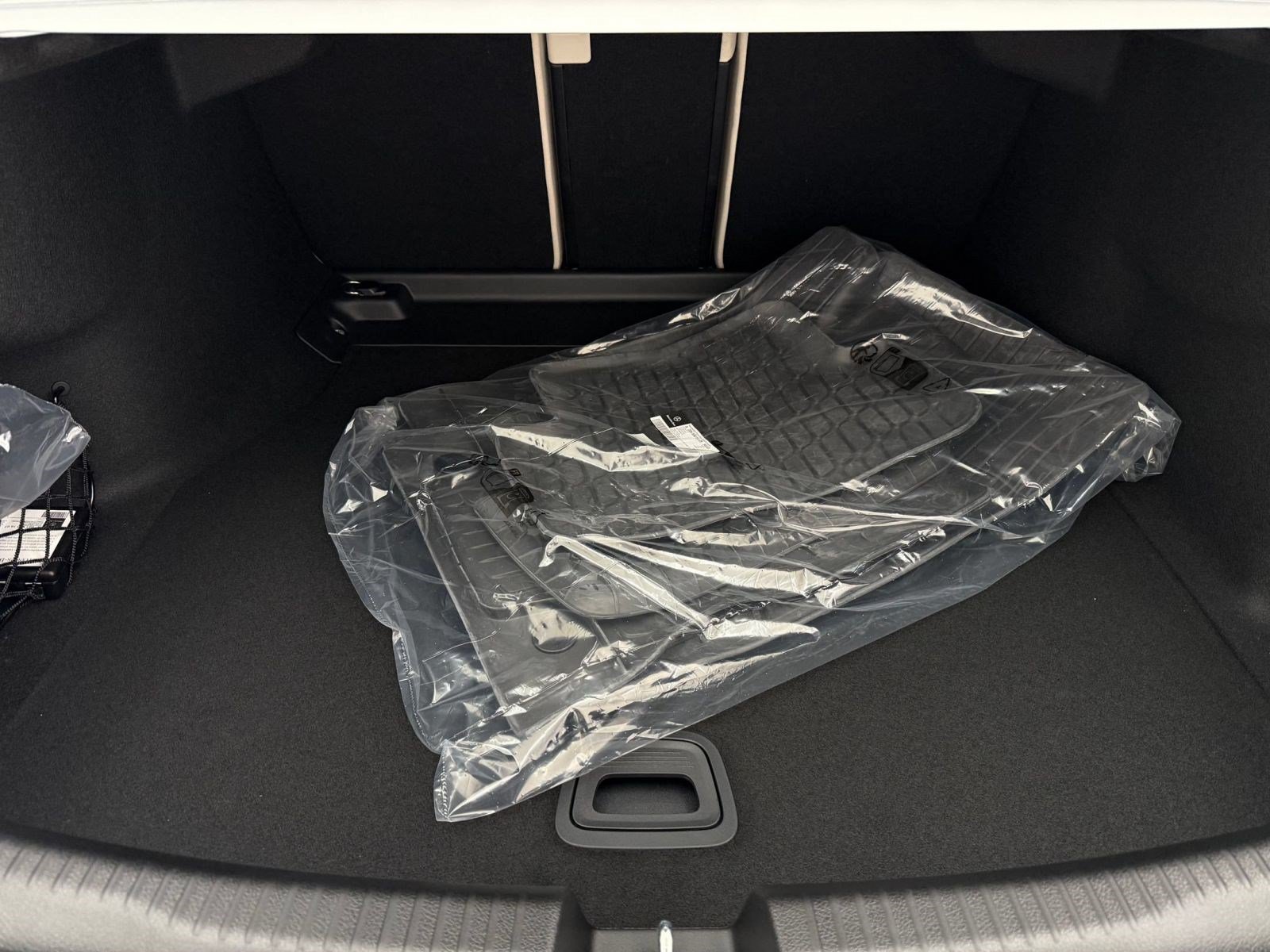 New 2026 Mercedes-Benz C 300 4MATIC Sedan image 22