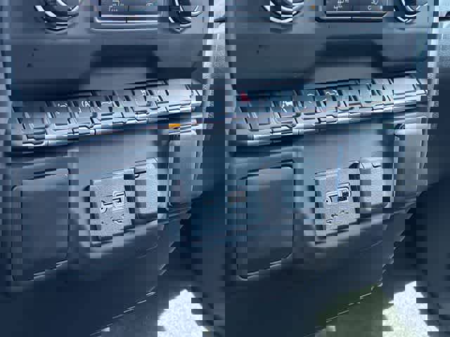 Used 2026 Chevrolet Silverado 1500 Custom w/ LPO, Dark Essentials Package image 39