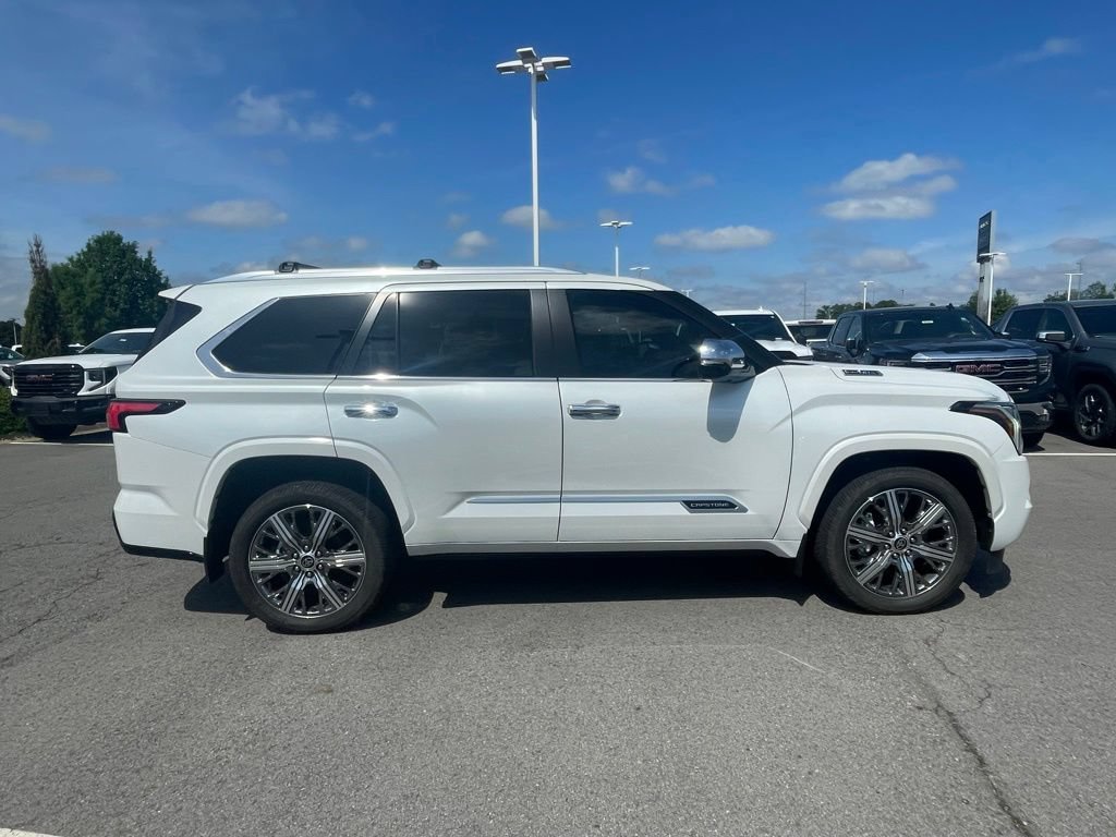 Used 2024 Toyota Sequoia Capstone AWD/4WD image 8