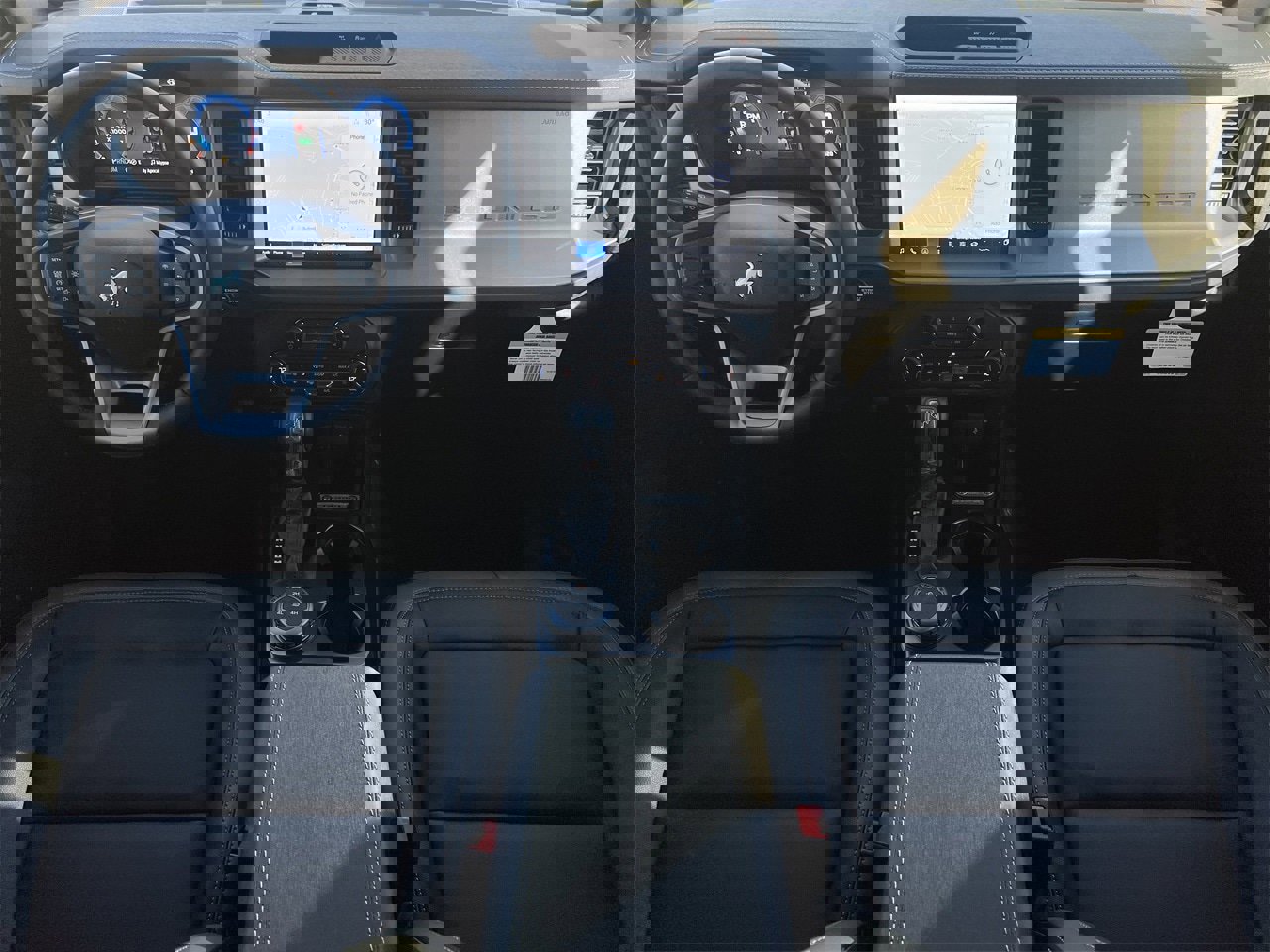 New 2025 Ford Bronco Outer Banks image 2