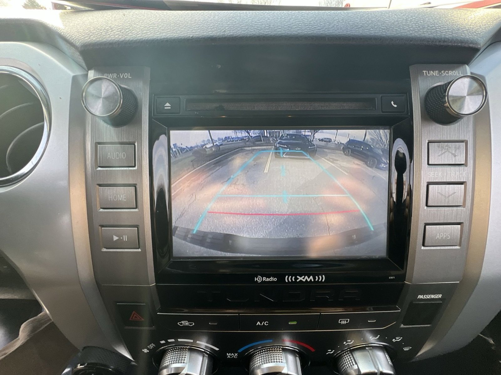 Used 2015 Toyota Tundra SR5 image 18