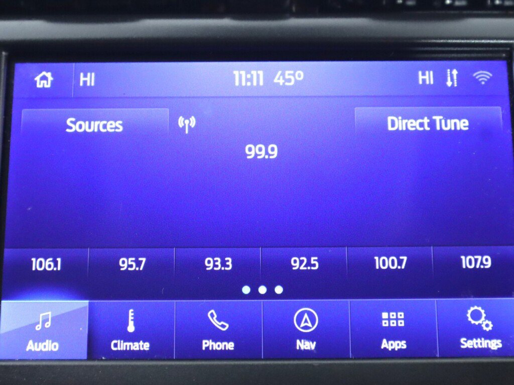 Used 2020 Ford Fusion SE image 18