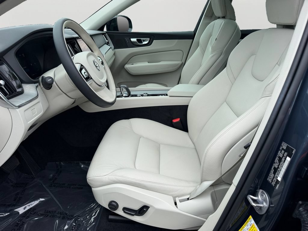 Certified 2024 Volvo XC60 B5 Plus w/ Climate Package AWD/4WD image 16