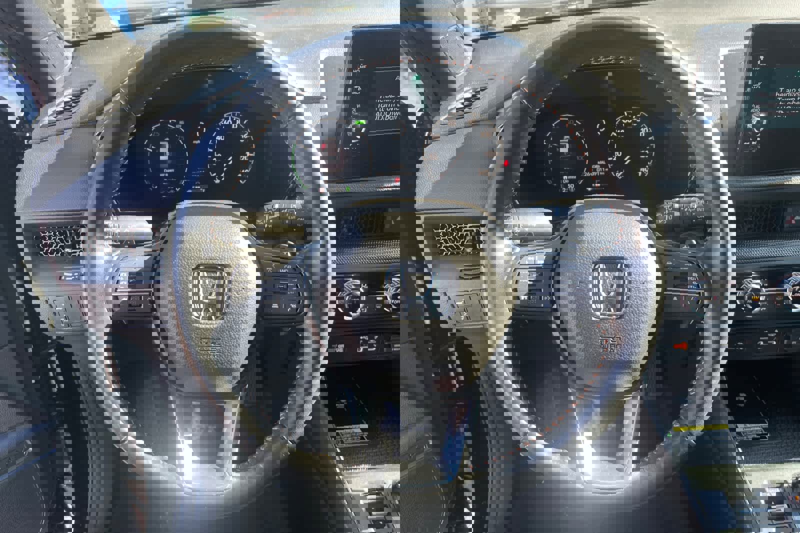 Used 2025 Honda CR-V Sport-L image 14