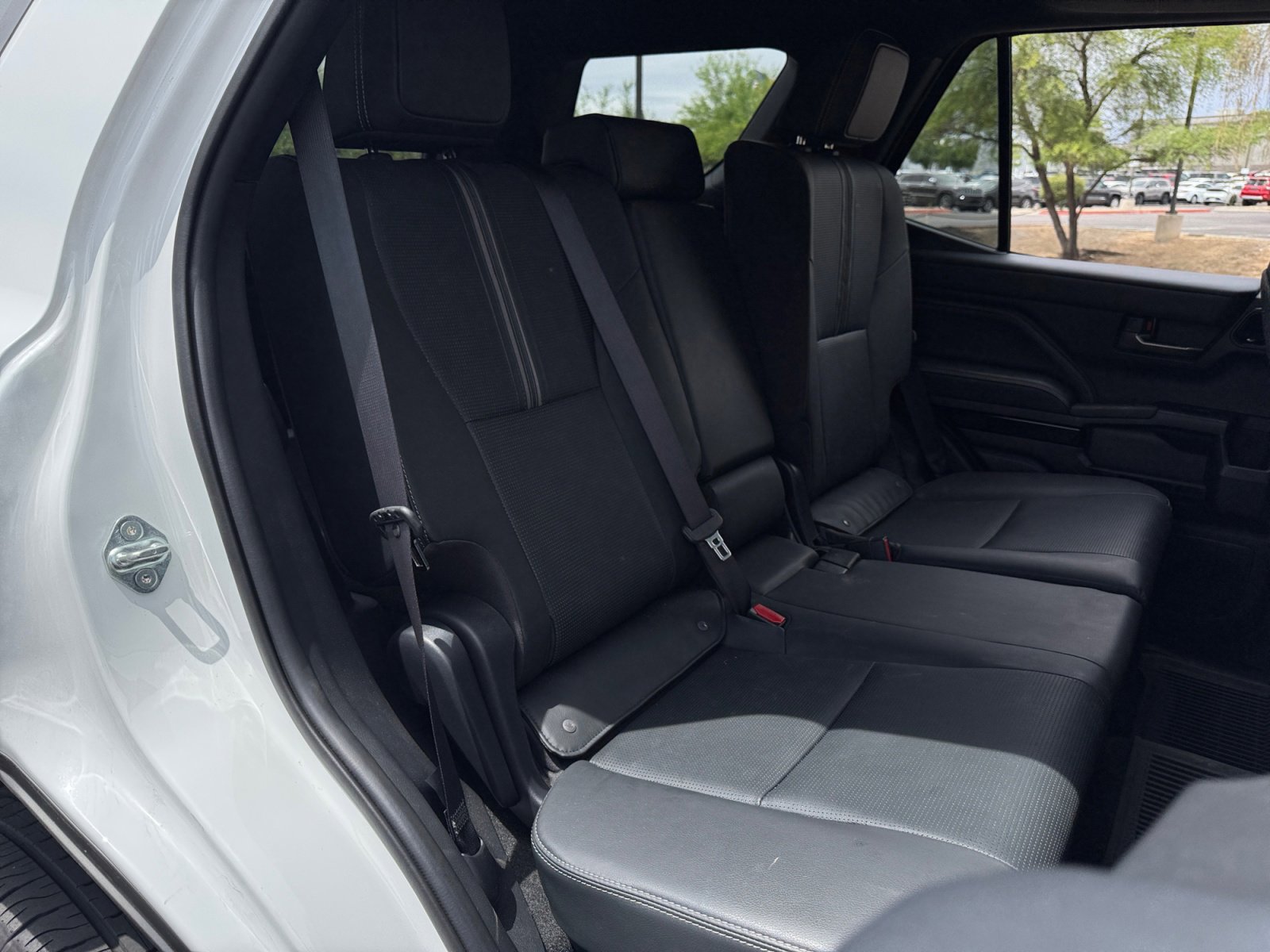 Certified 2025 Toyota 4Runner Limited AWD/4WD image 18