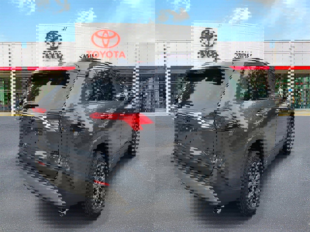 Used 2025 Toyota RAV4 Limited image 3