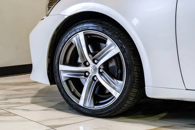 Used 2017 Lexus IS 200t w/ Premium Package RWD image 63