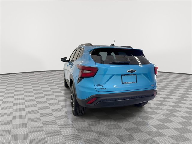 New 2025 Chevrolet Trax RS w/ Sunroof Package image 9