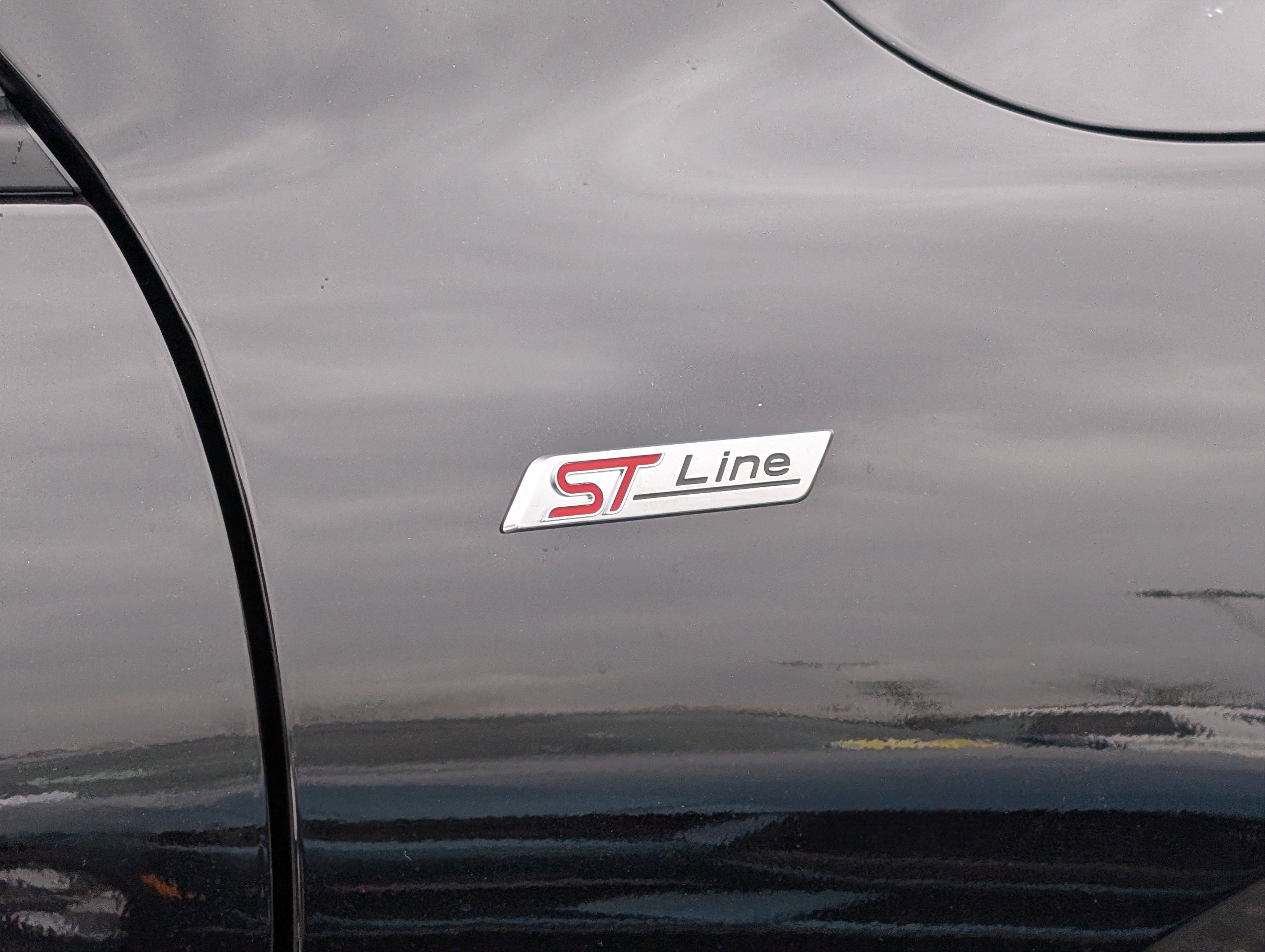 New 2026 Ford Escape ST-Line w/ Tech Pack #1 image 5