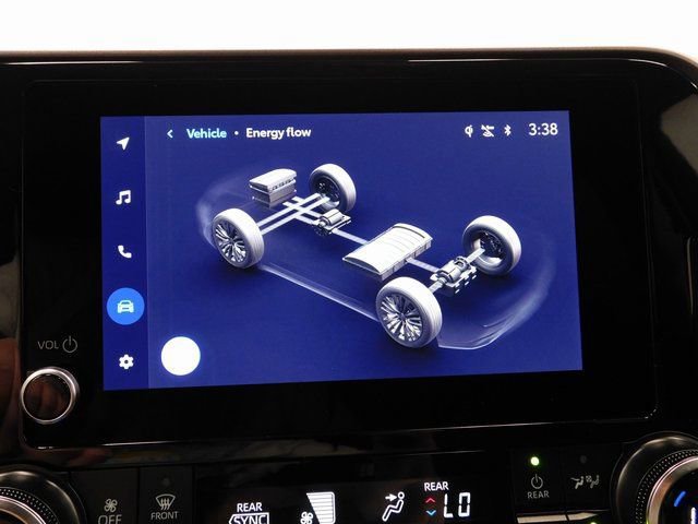 Used 2025 Toyota Highlander XLE image 49