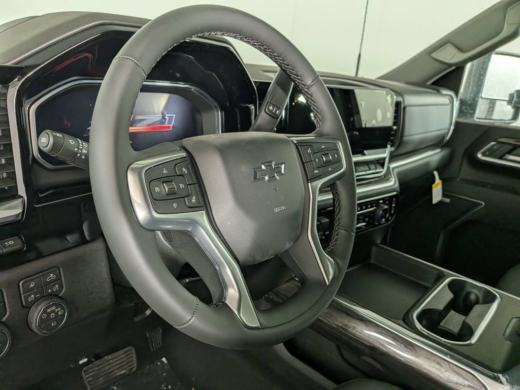 New 2026 Chevrolet Silverado 2500 LTZ w/ LTZ Plus Package AWD/4WD image 18