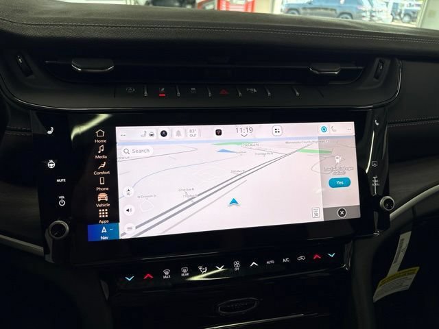 New 2026 Jeep Grand Cherokee Limited w/ Luxury Tech Group II AWD/4WD image 38