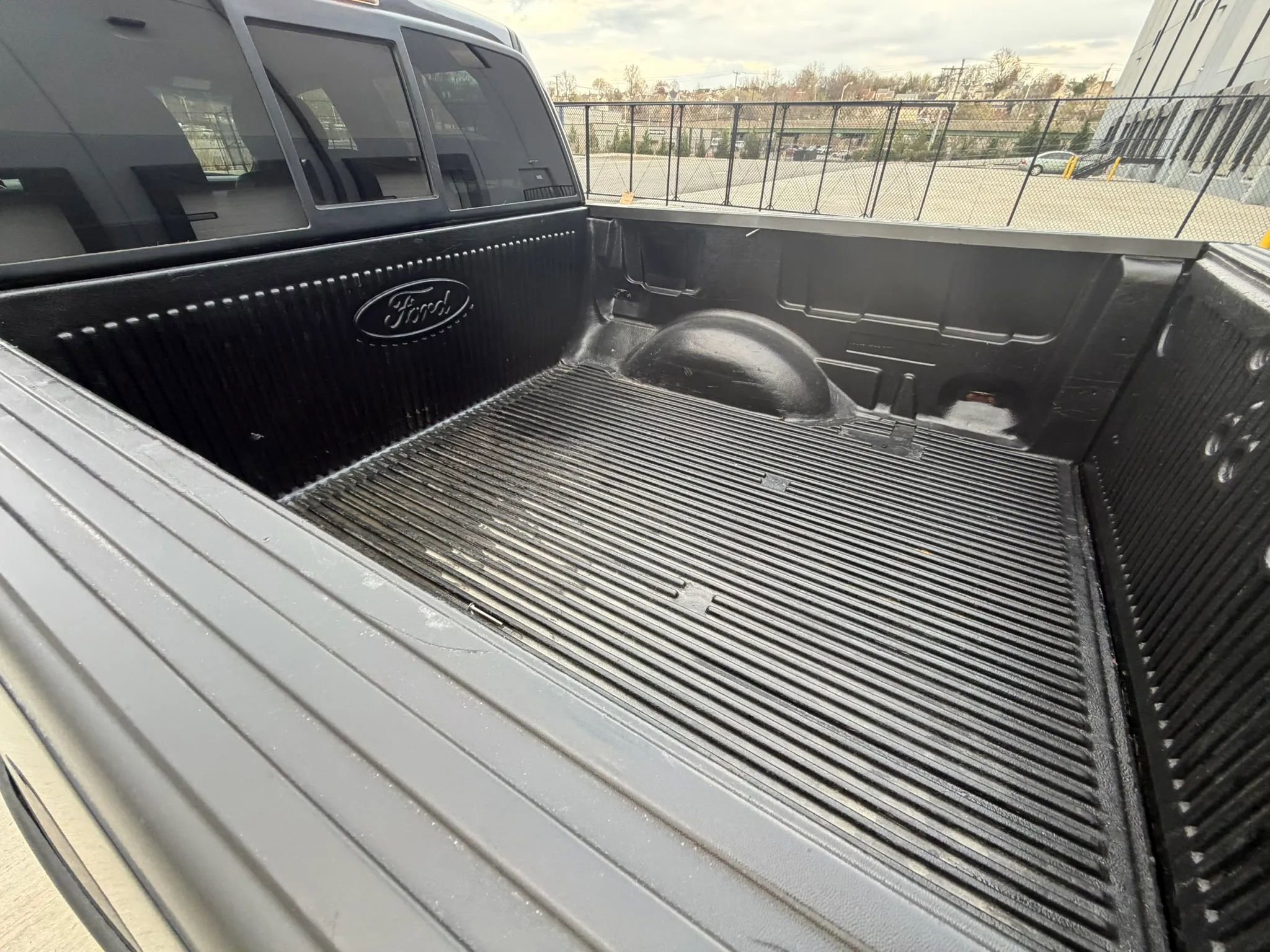 Used 2014 Ford F150 FX4 w/ Equipment Group 402A Luxury image 27