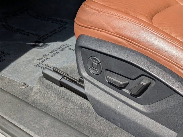 Used 2022 Audi Q8 Premium Plus image 12