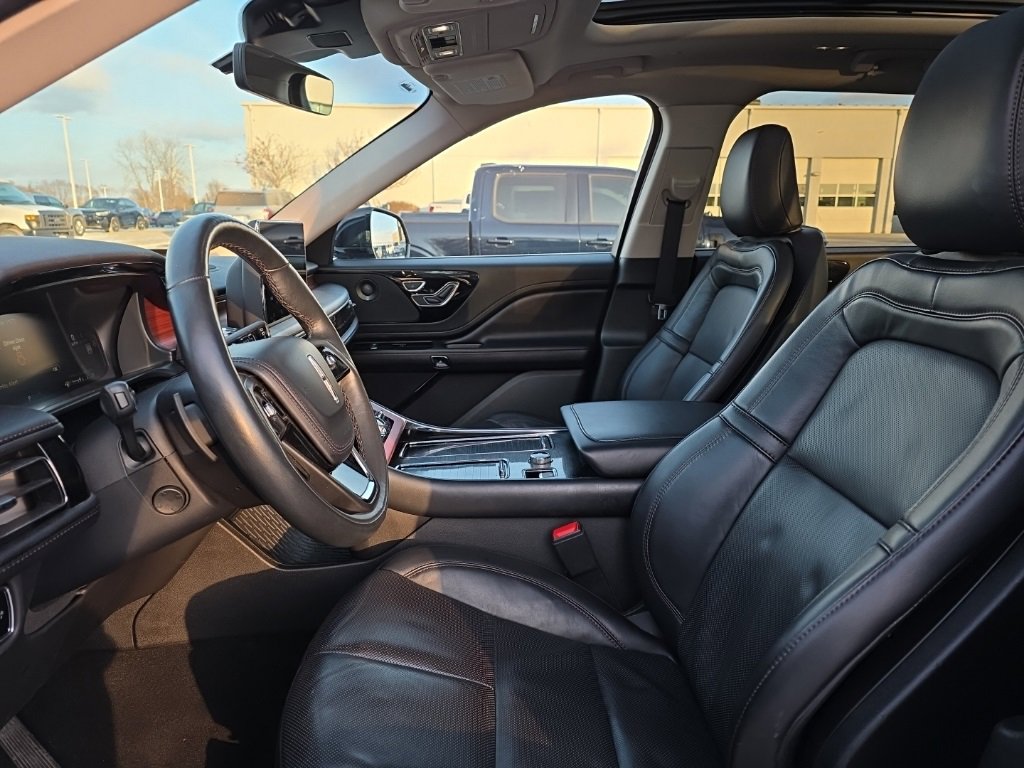 Used 2024 Lincoln Aviator Reserve image 9