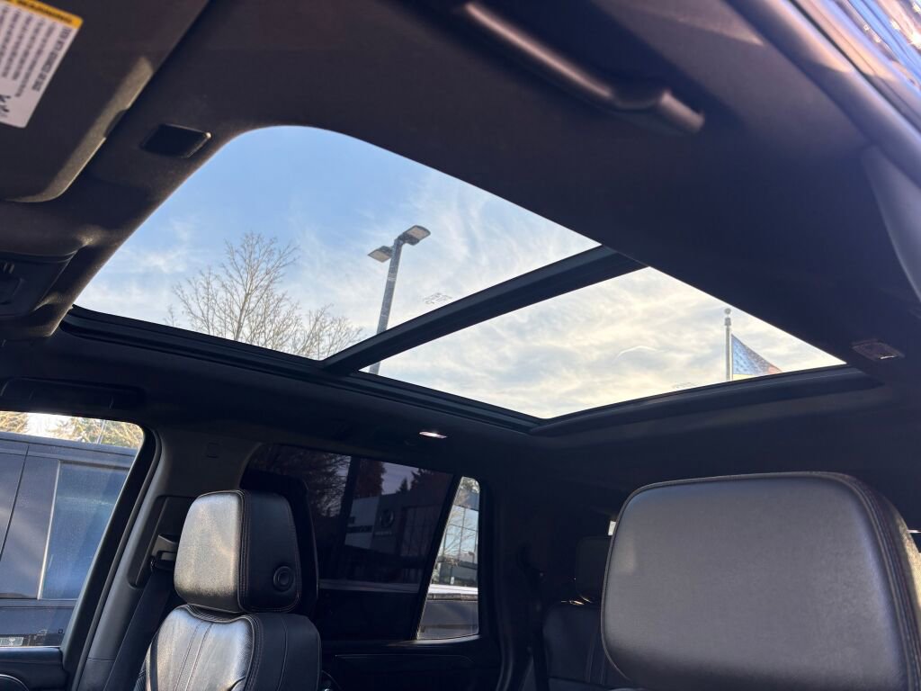 Used 2023 Chevrolet Tahoe RST image 13