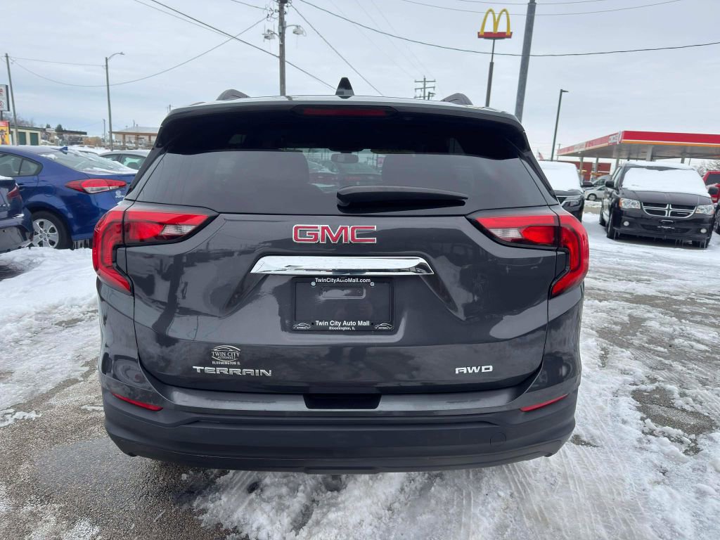 Used 2018 GMC Terrain SLE w/ Driver Convenience Package image 6