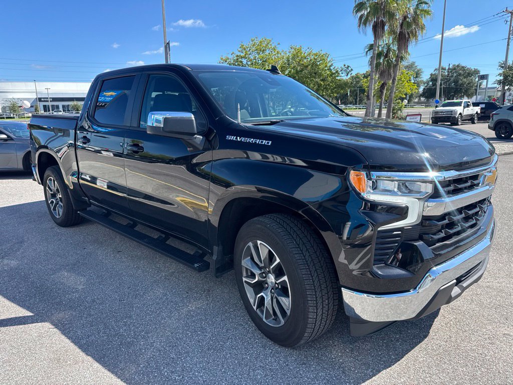 Used 2022 Chevrolet Silverado 1500 LT w/ All Star Edition Plus RWD image 3