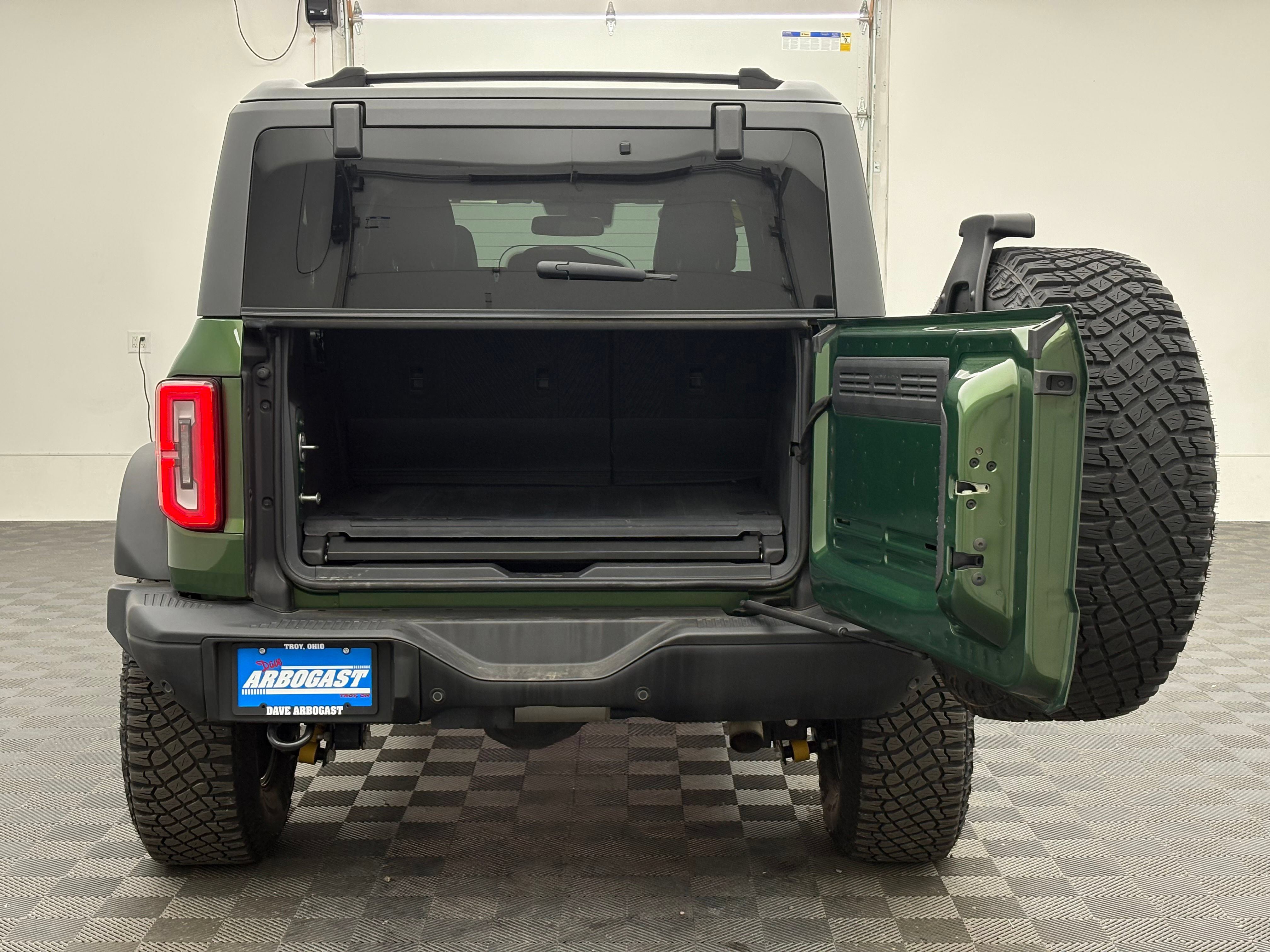 Used 2024 Ford Bronco Everglades AWD/4WD image 11