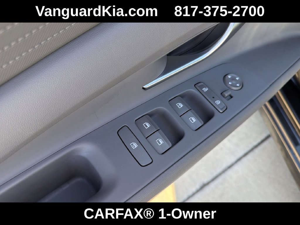 Used 2023 Hyundai Elantra SEL FWD image 17