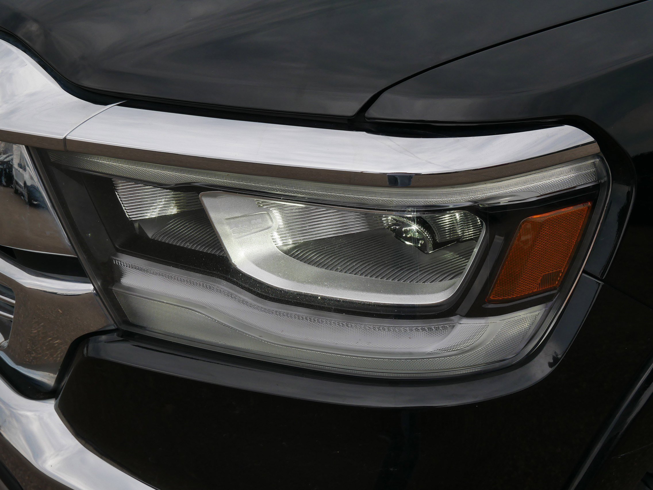 Used 2020 RAM 1500 Laramie image 16