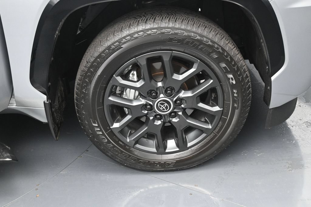 Certified 2024 Toyota Sequoia Platinum AWD/4WD image 43