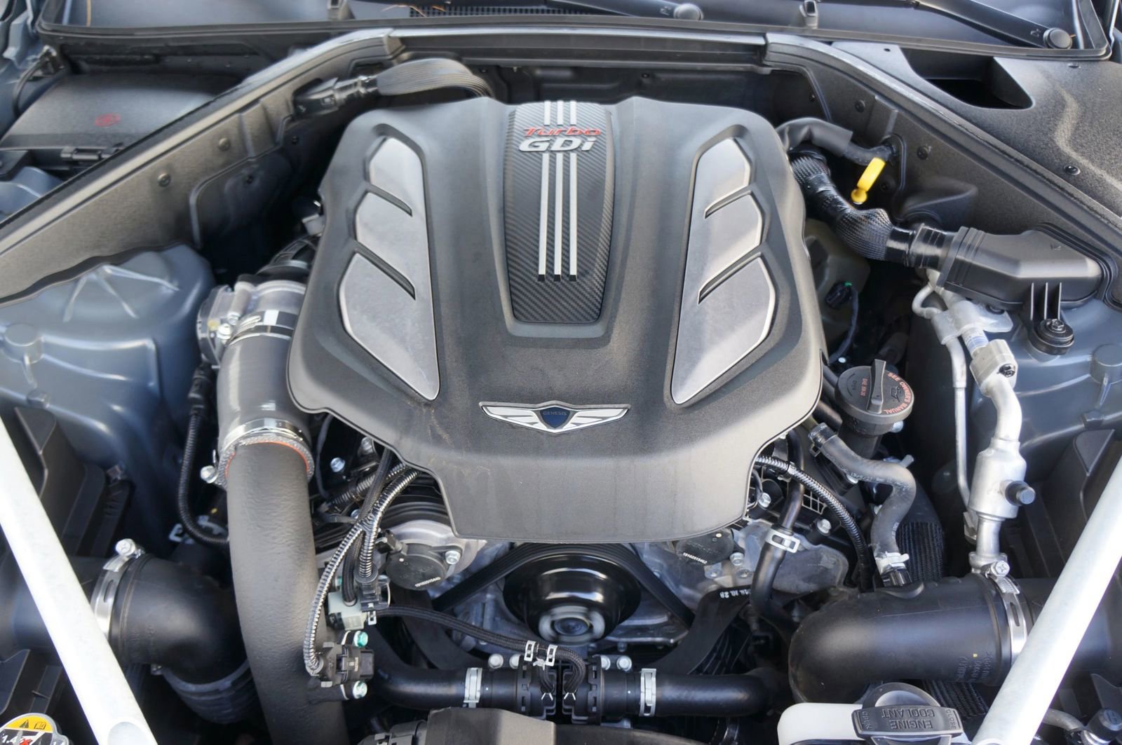 Used 2020 Genesis G90 3.3T Premium image 25