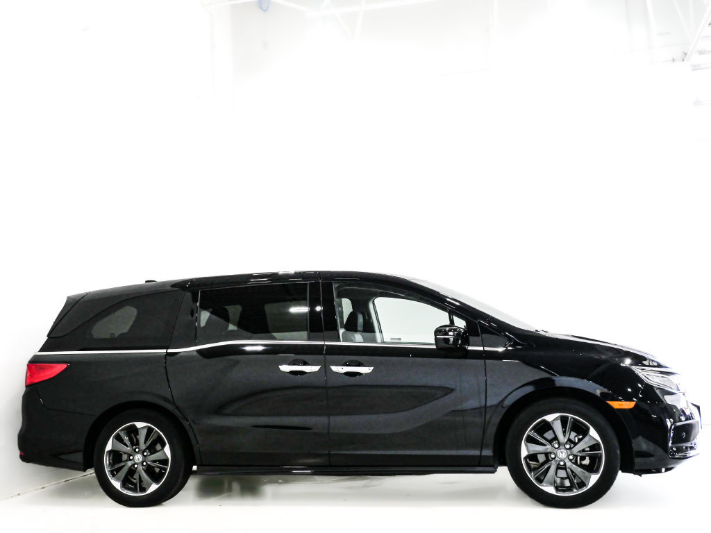 Used 2024 Honda Odyssey Elite image 5