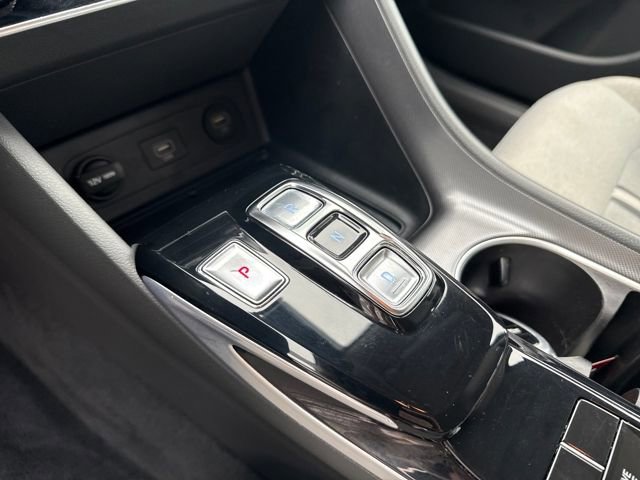 Used 2020 Hyundai Sonata SEL w/ Cargo Package image 24