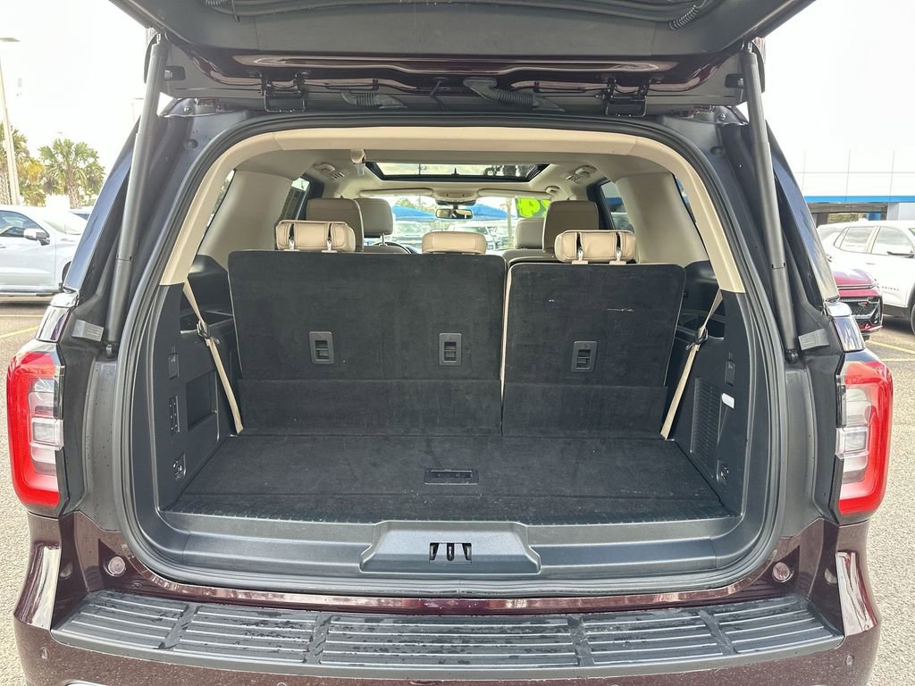 Used 2024 Ford Expedition Limited image 25