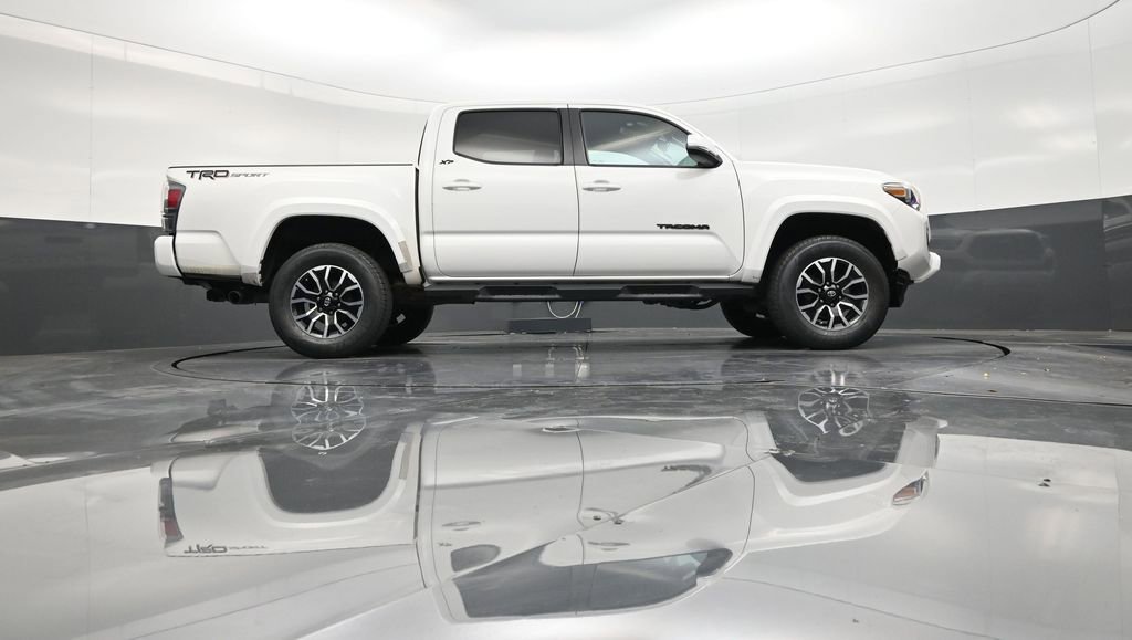 Used 2020 Toyota Tacoma TRD Sport w/ Technology Package RWD image 26