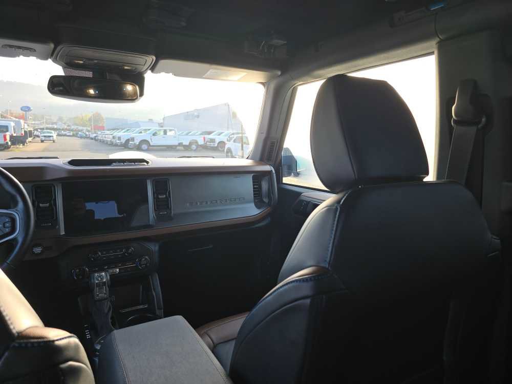 Used 2024 Ford Bronco Outer Banks image 14
