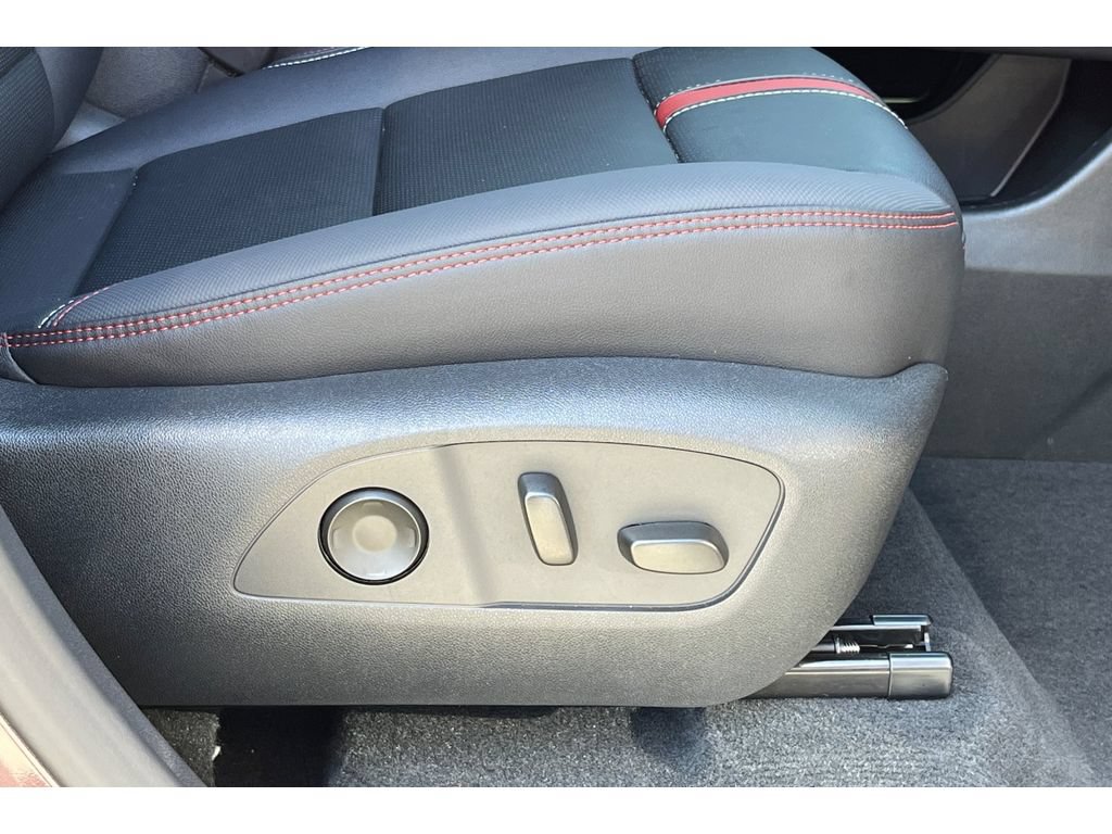 Used 2026 Chevrolet Traverse RS w/ LPO, Cargo Package FWD image 25