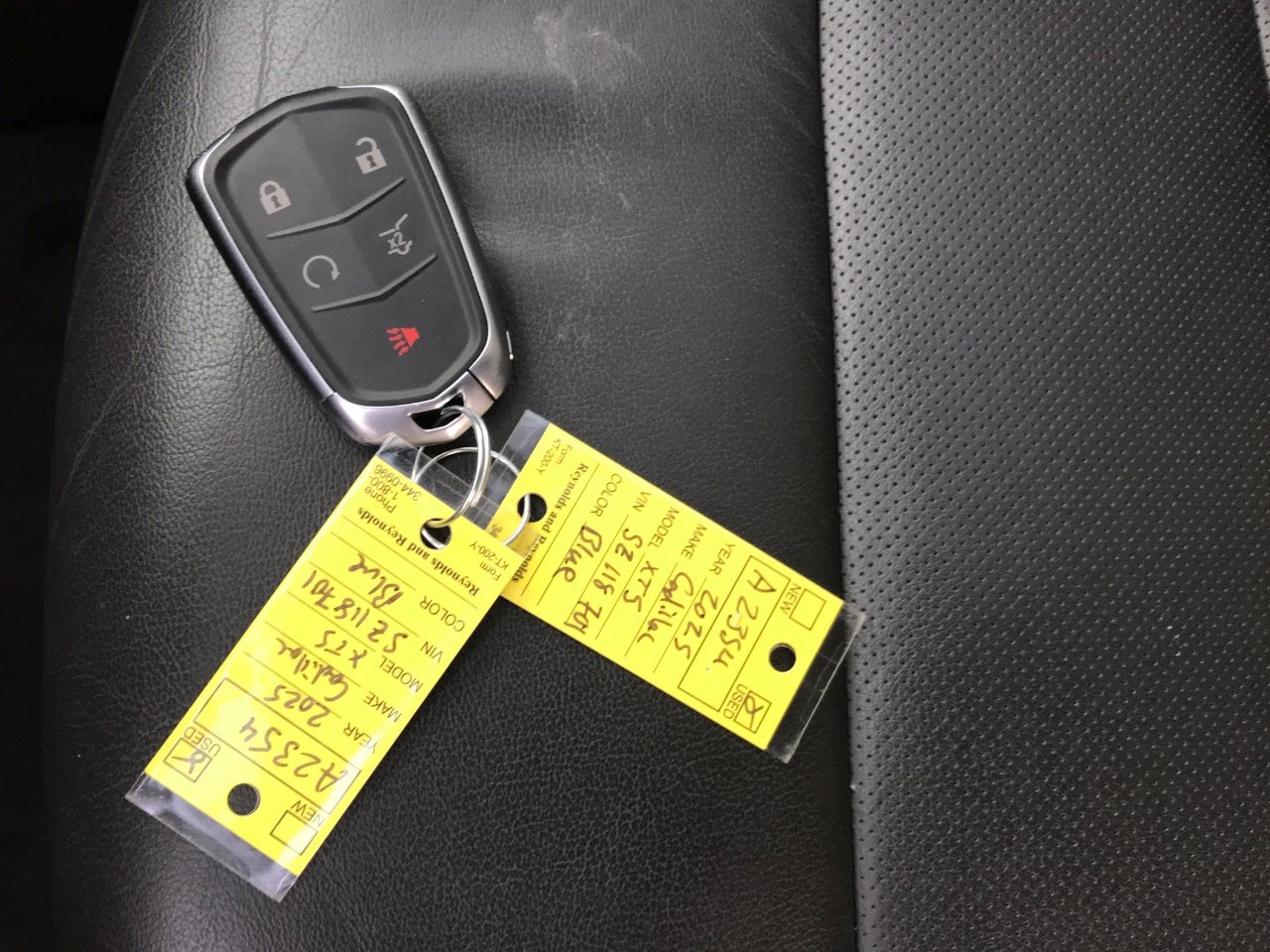 Certified 2025 Cadillac XT5 Premium Luxury image 31