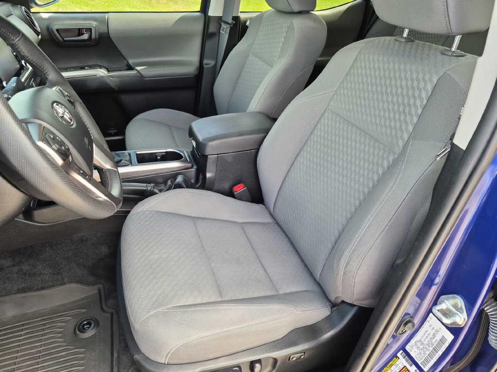 Used 2023 Toyota Tacoma SR5 w/ Technology Package AWD/4WD image 15