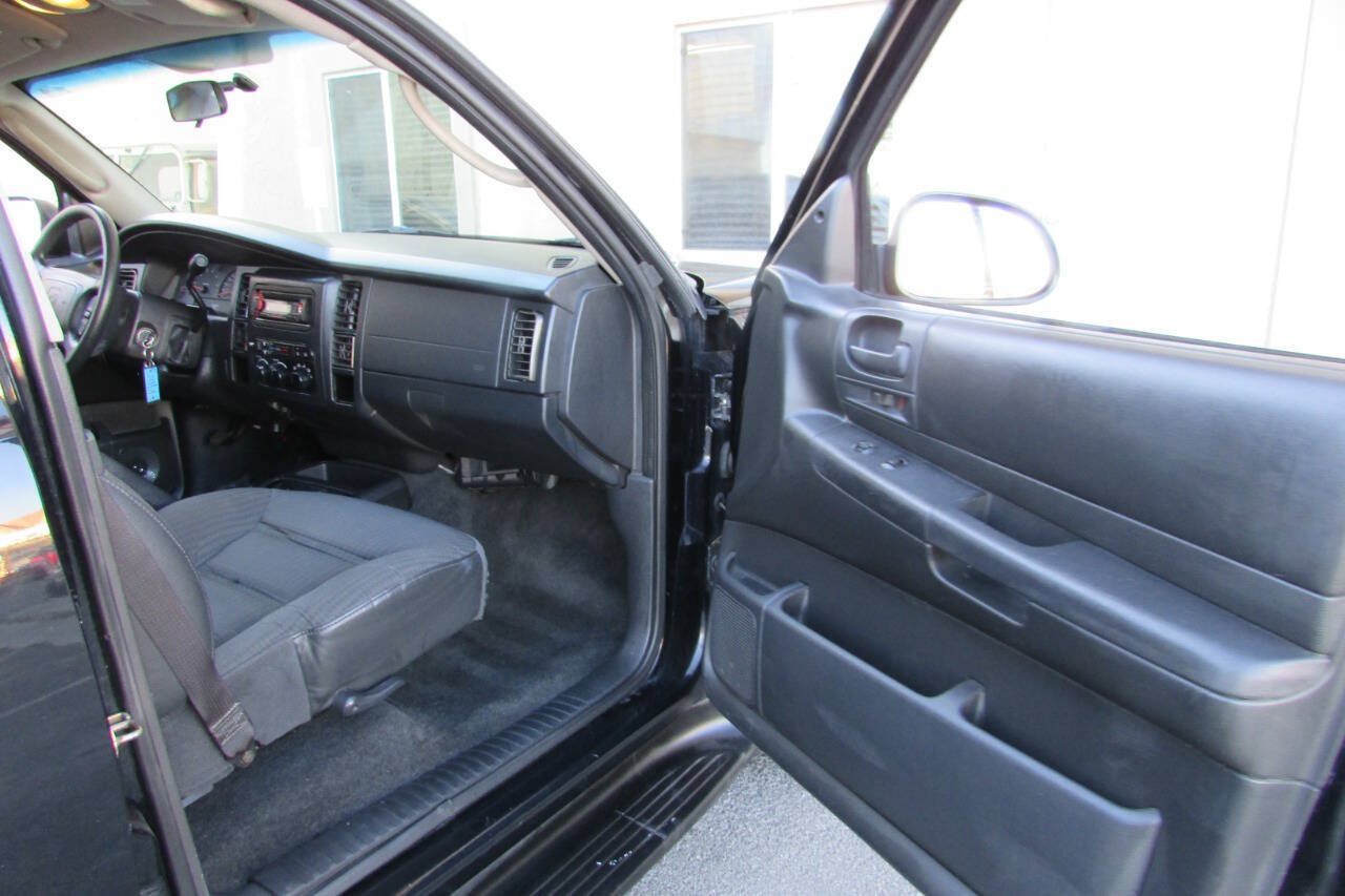 Used 2003 Dodge Durango Sport RWD image 31