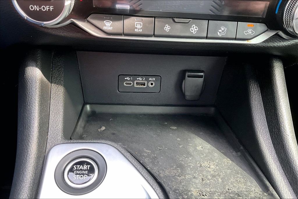 Used 2023 Nissan Sentra SV w/ All-Weather Package image 33