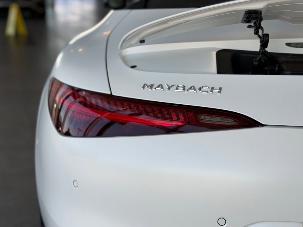 New 2026 Mercedes-Benz Maybach SL 680 image 9