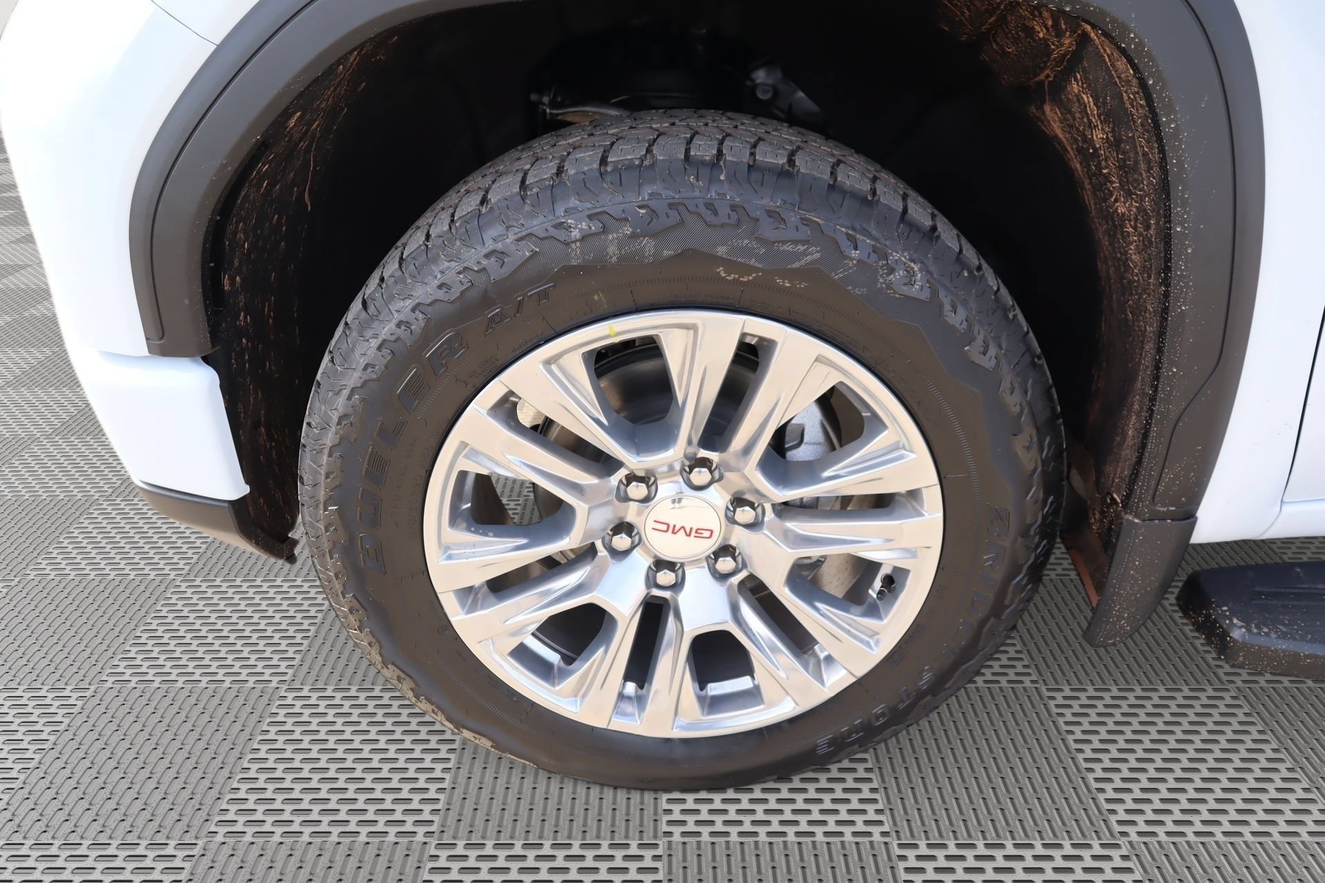 New 2026 GMC Sierra 1500 Denali AWD/4WD image 17