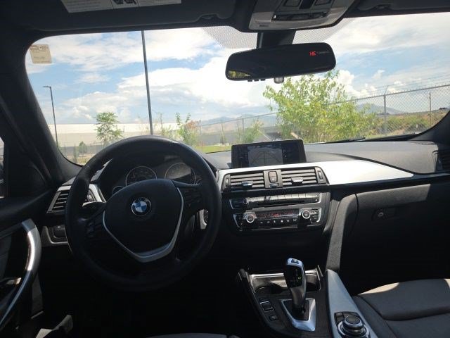 Used 2013 BMW 328i xDrive Sedan AWD/4WD image 15