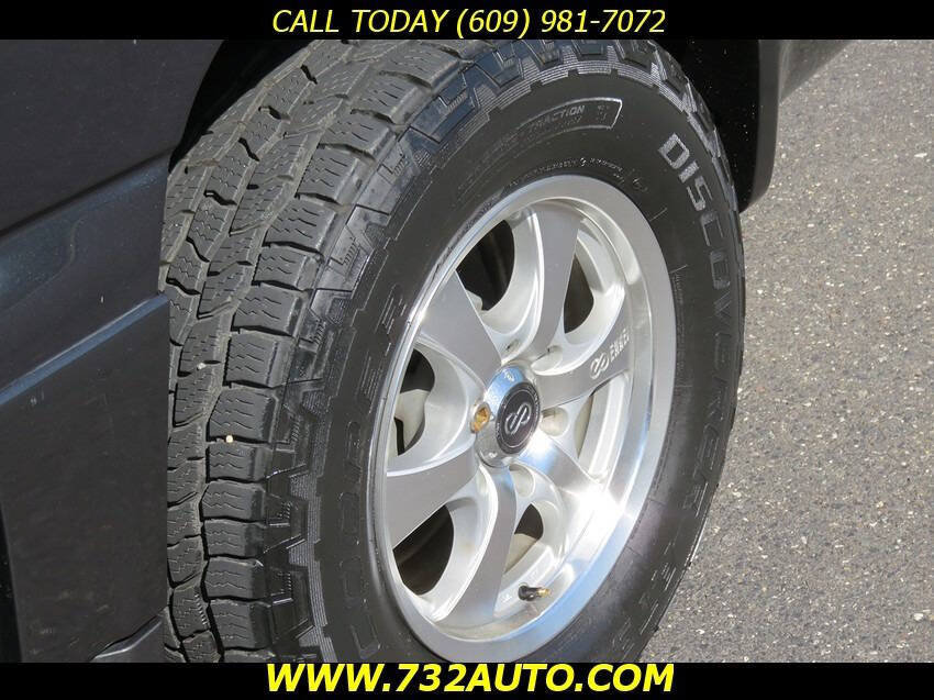 Used 2003 GMC Yukon XL Denali AWD/4WD image 27