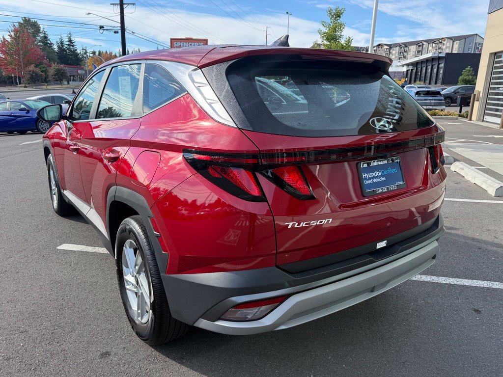 Certified 2025 Hyundai Tucson SE AWD/4WD image 3
