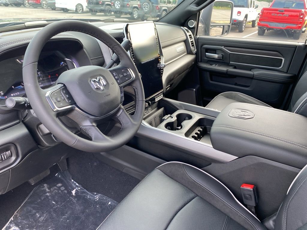 New 2025 RAM 2500 Laramie image 27