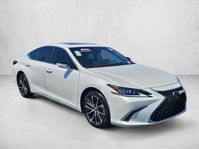 Used 2024 Lexus ES 300h w/ Premium Package FWD image 3