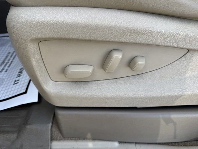 Used 2019 GMC Yukon XL Denali w/ Open Road Package AWD/4WD image 22